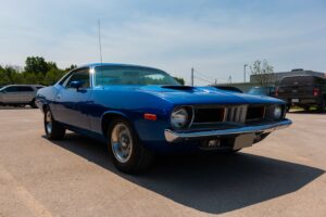 Plymouth Barracuda 1970 Hemi: O Legendă Revine pe Scena Licitatiilor